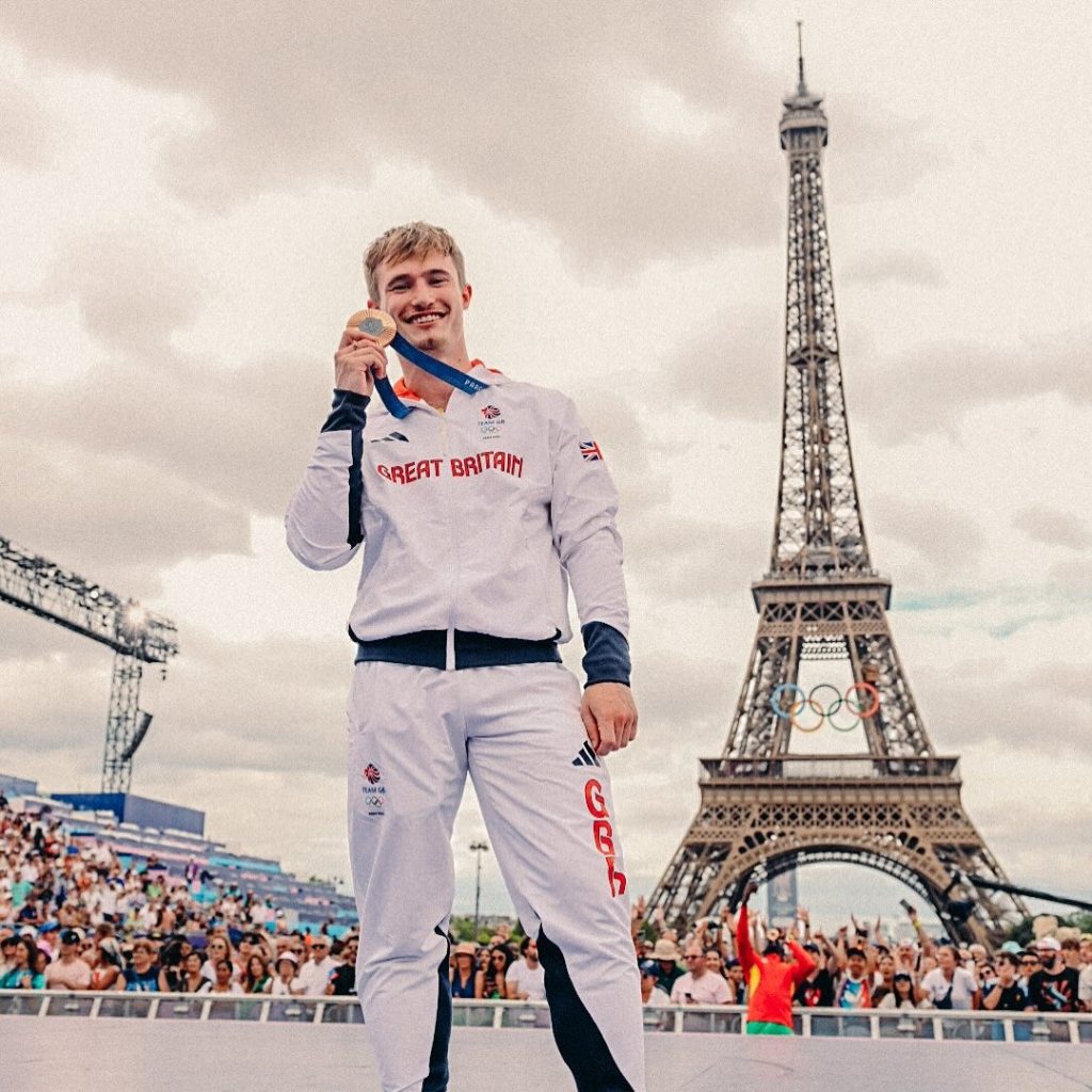 Jack Laugher Paris 2024 Tour Eiffel